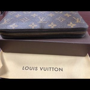Original Louis Vuitton wallet